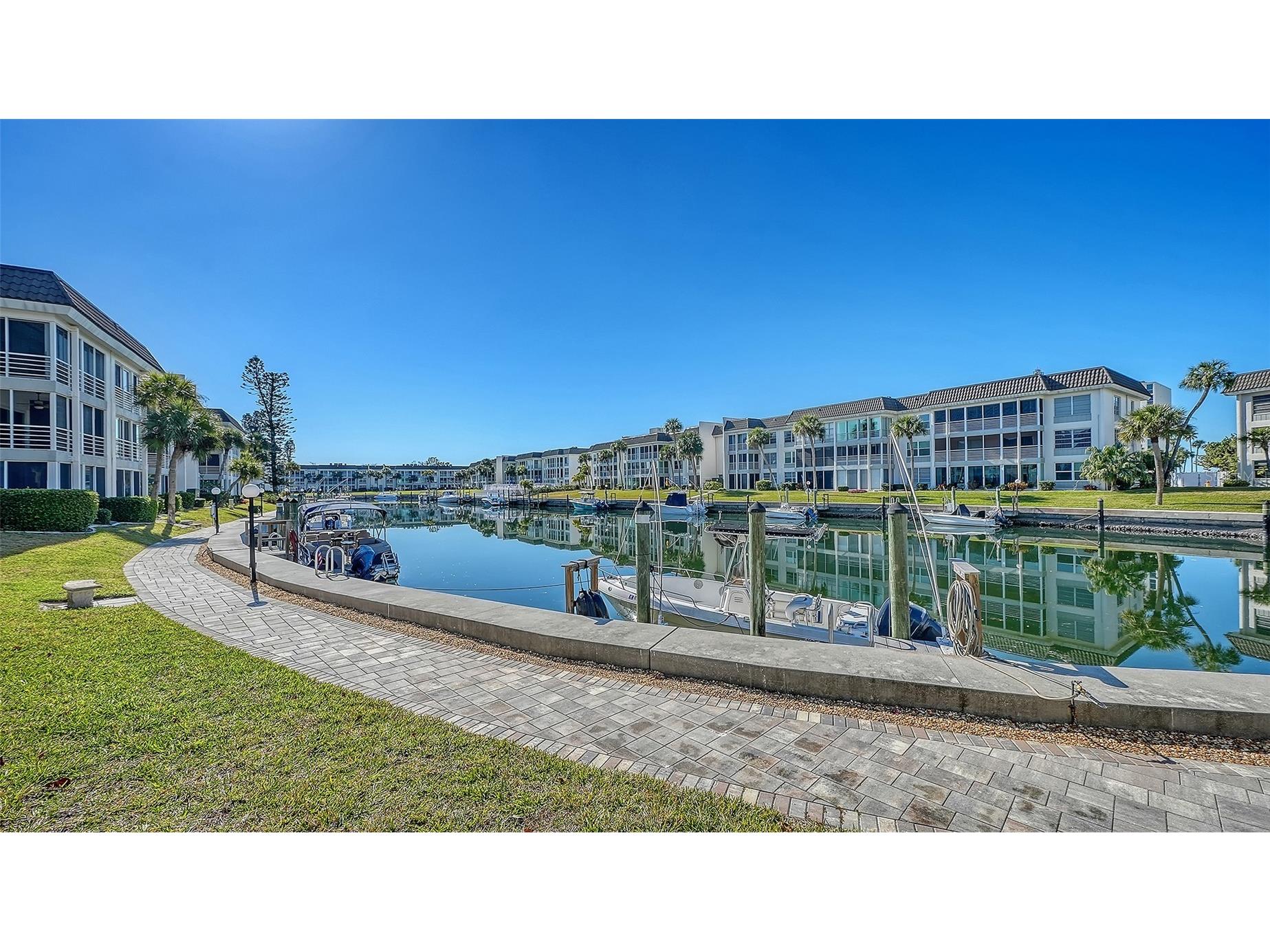 4380 Exeter Drive #101 Longboat Key FL 34228 A4686109 image41