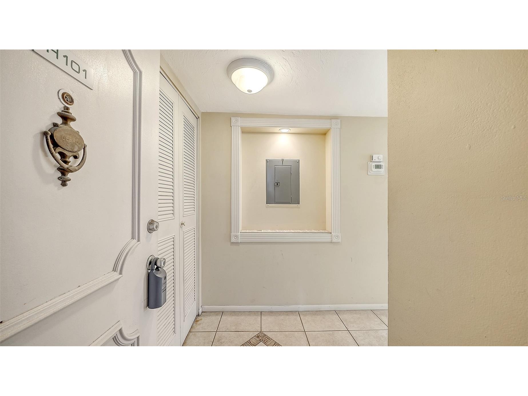 4380 Exeter Drive #101 Longboat Key FL 34228 A4686109 image9