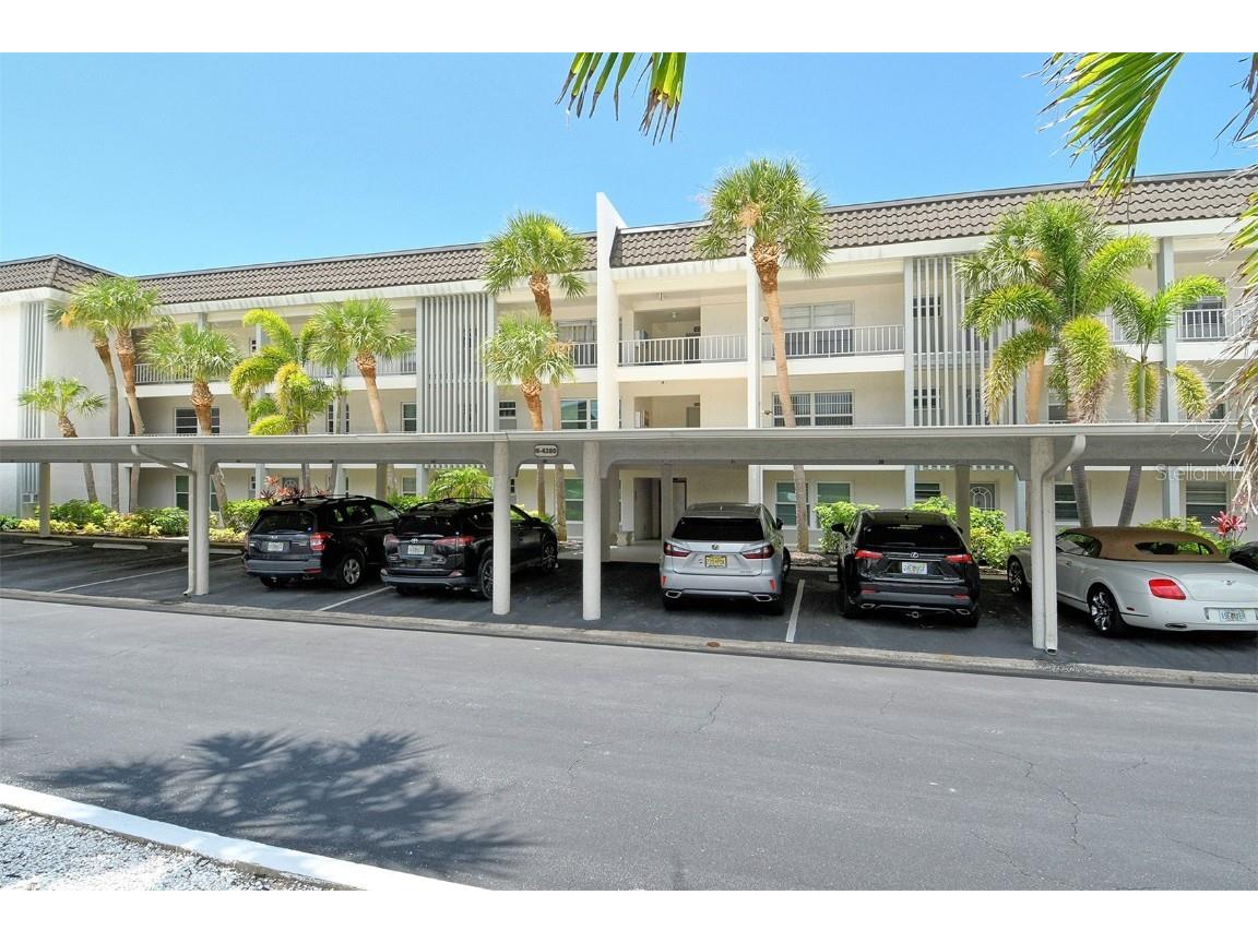4380 Exeter Drive #204 Longboat Key FL 34228 A4656600 image2