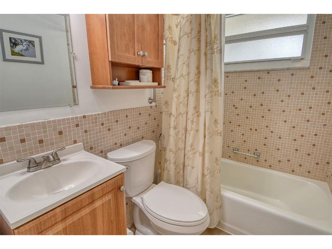 4380 Exeter Drive #204 Longboat Key FL 34228 A4656600 image31