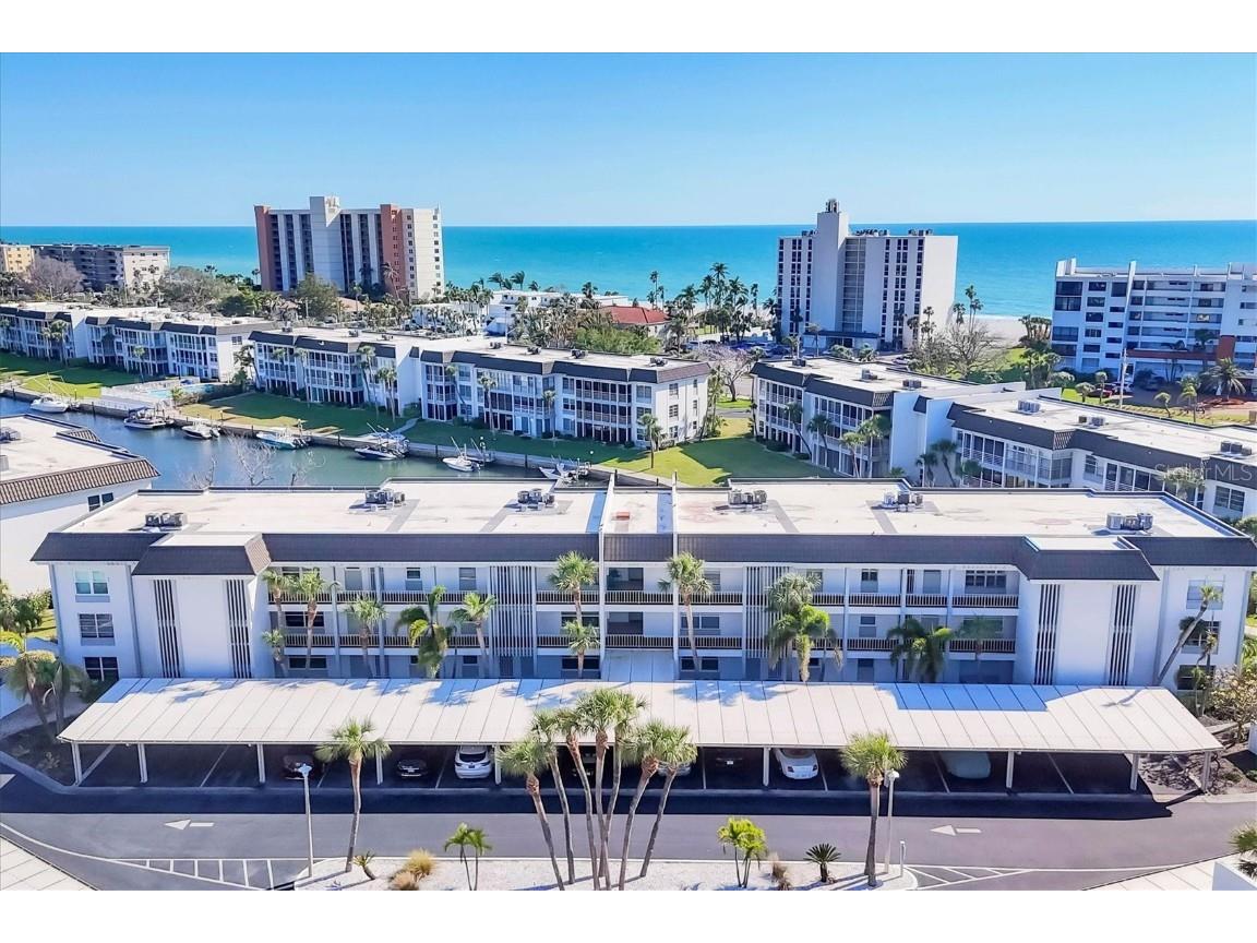 4380 Exeter Drive #304 Longboat Key FL 34228 A4649193 image1