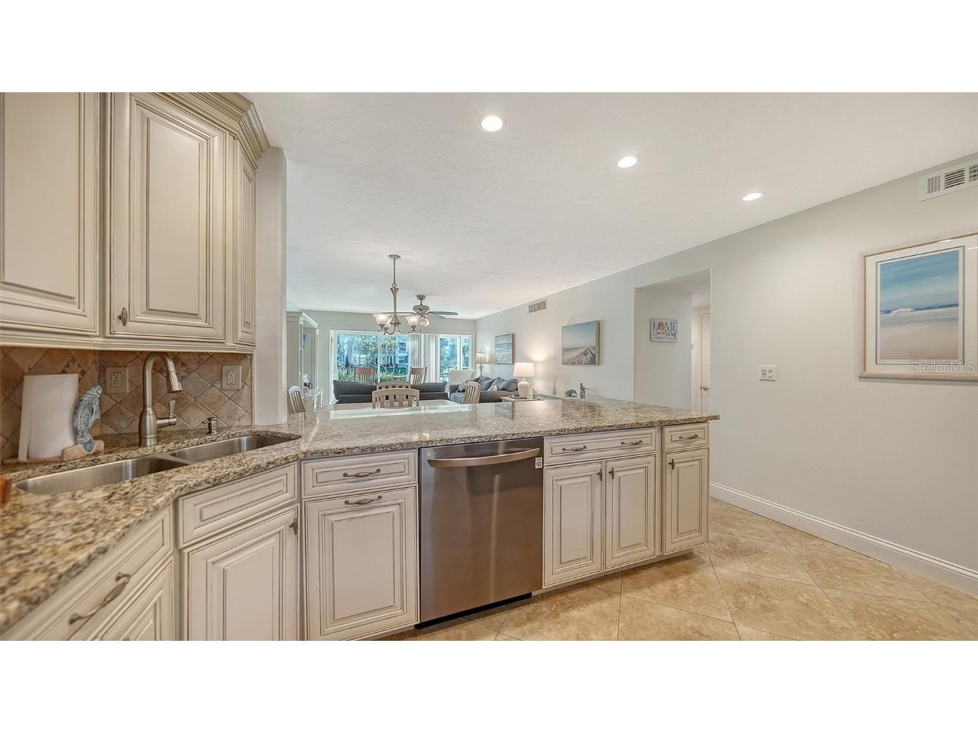 4380 Exeter Drive #H-103 Longboat Key FL 34228 - LONGBOAT HARBOUR CANAL A4675171 image15
