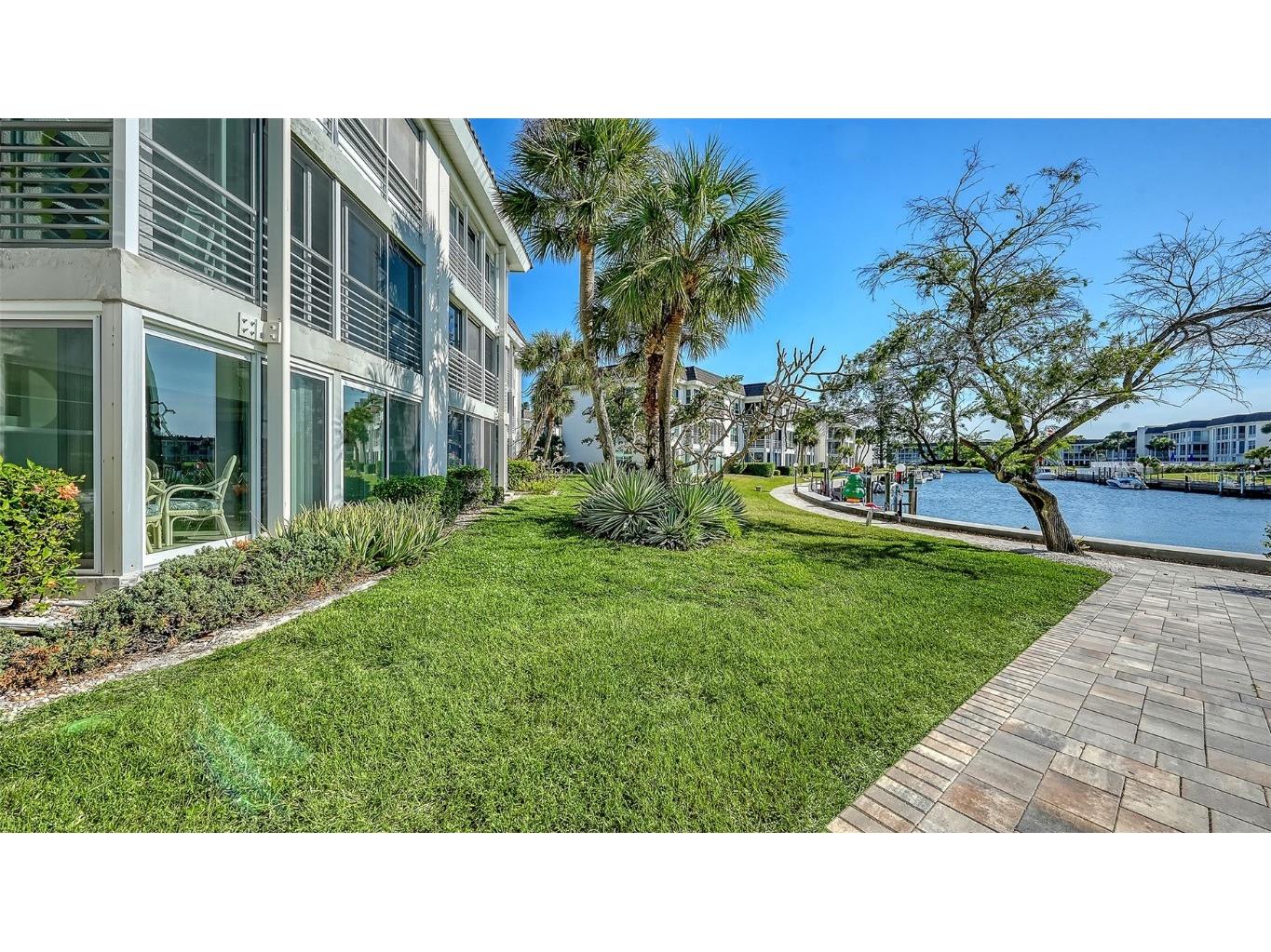 4380 Exeter Drive #H-103 Longboat Key FL 34228 - LONGBOAT HARBOUR CANAL A4675171 image2
