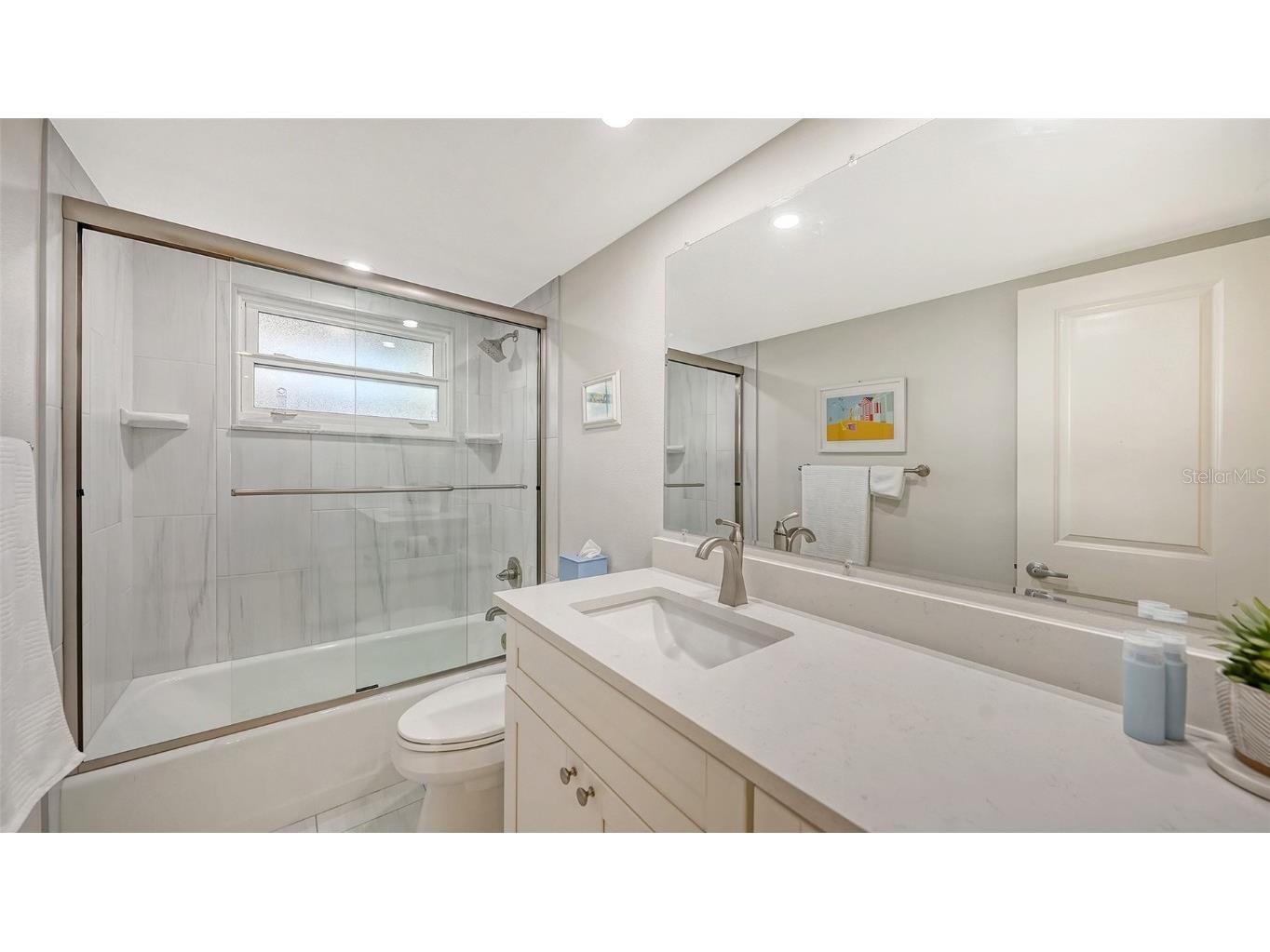 4380 Exeter Drive #H-103 Longboat Key FL 34228 - LONGBOAT HARBOUR CANAL A4675171 image25