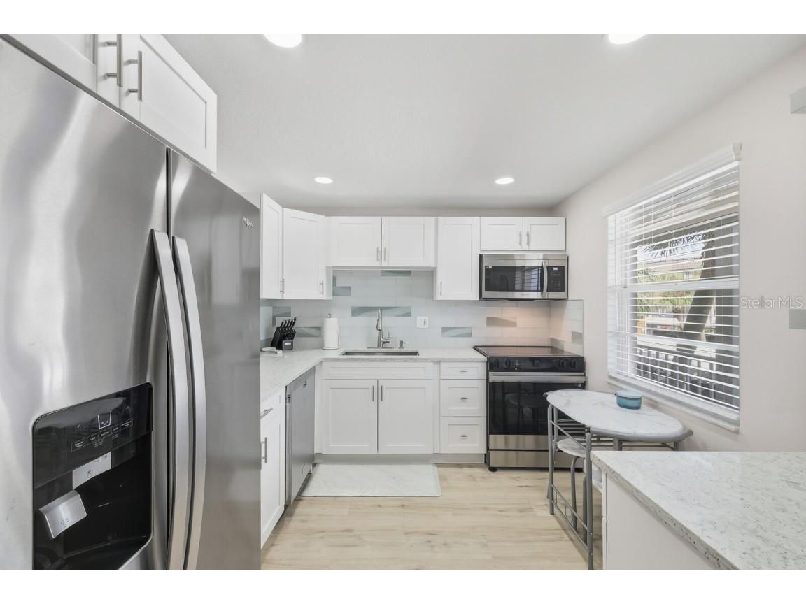 4380 Exeter Drive #H202 Longboat Key FL 34228 - SARASOTA BAY/ICW A4671530 image11