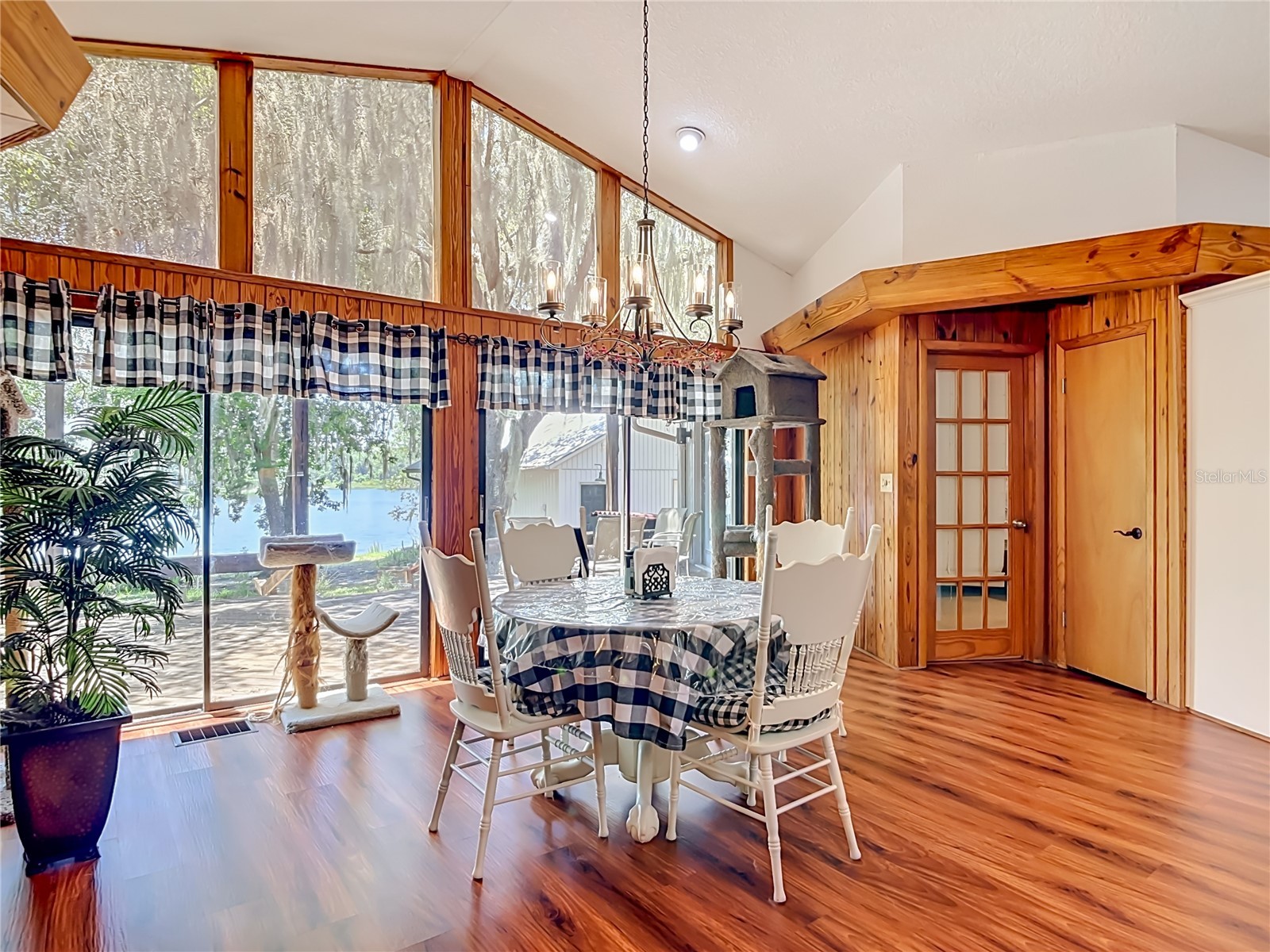 43809 Sunset Dr Paisley FL 32767 - LAKE LULU G5112629 image9