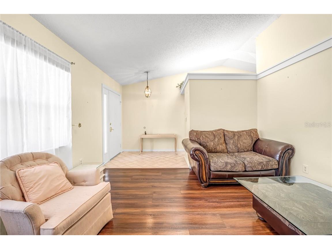 4381 Craigdarragh Avenue Spring Hill FL 34606 W7877832 image2