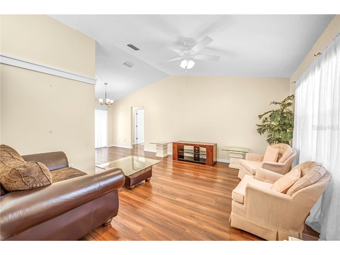 4381 Craigdarragh Avenue Spring Hill FL 34606 W7877832 image3