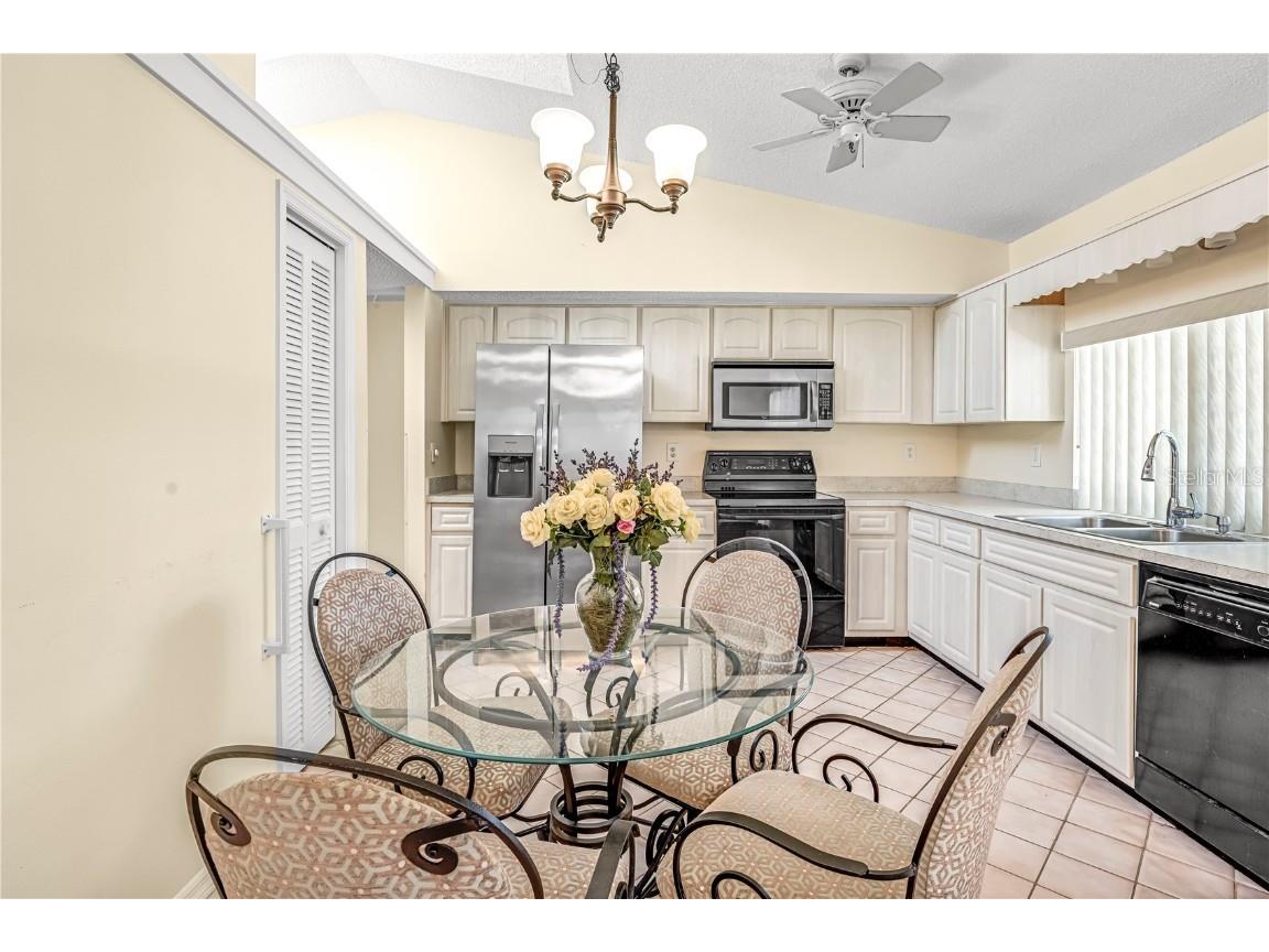 4381 Craigdarragh Avenue Spring Hill FL 34606 W7877832 image7