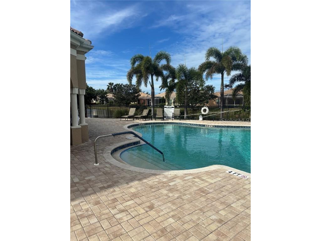 4381 Reflections Parkway Sarasota FL 34233 A4673524 image40