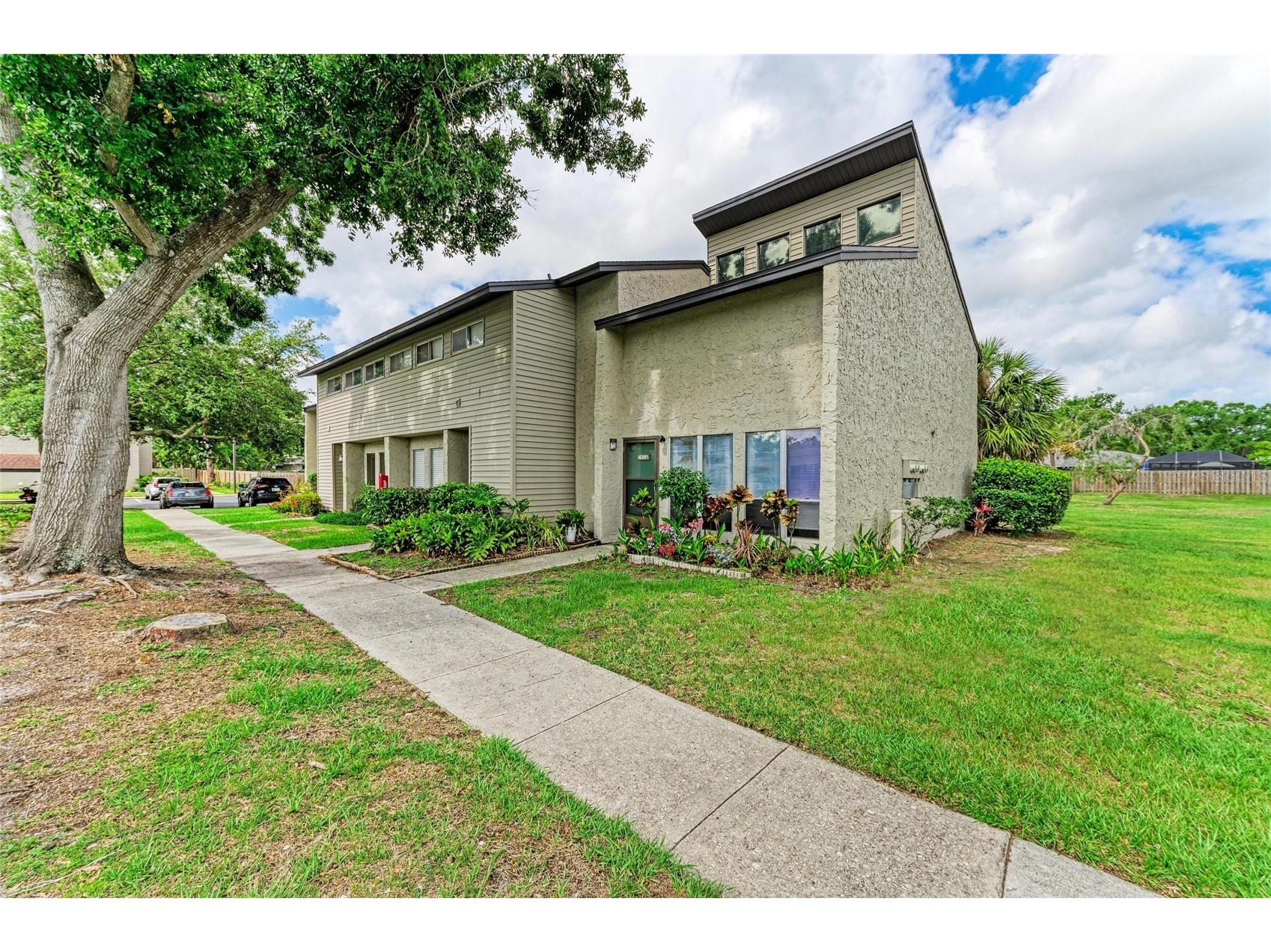 4381 Sandner Drive Sarasota FL 34243 A4652267 image1