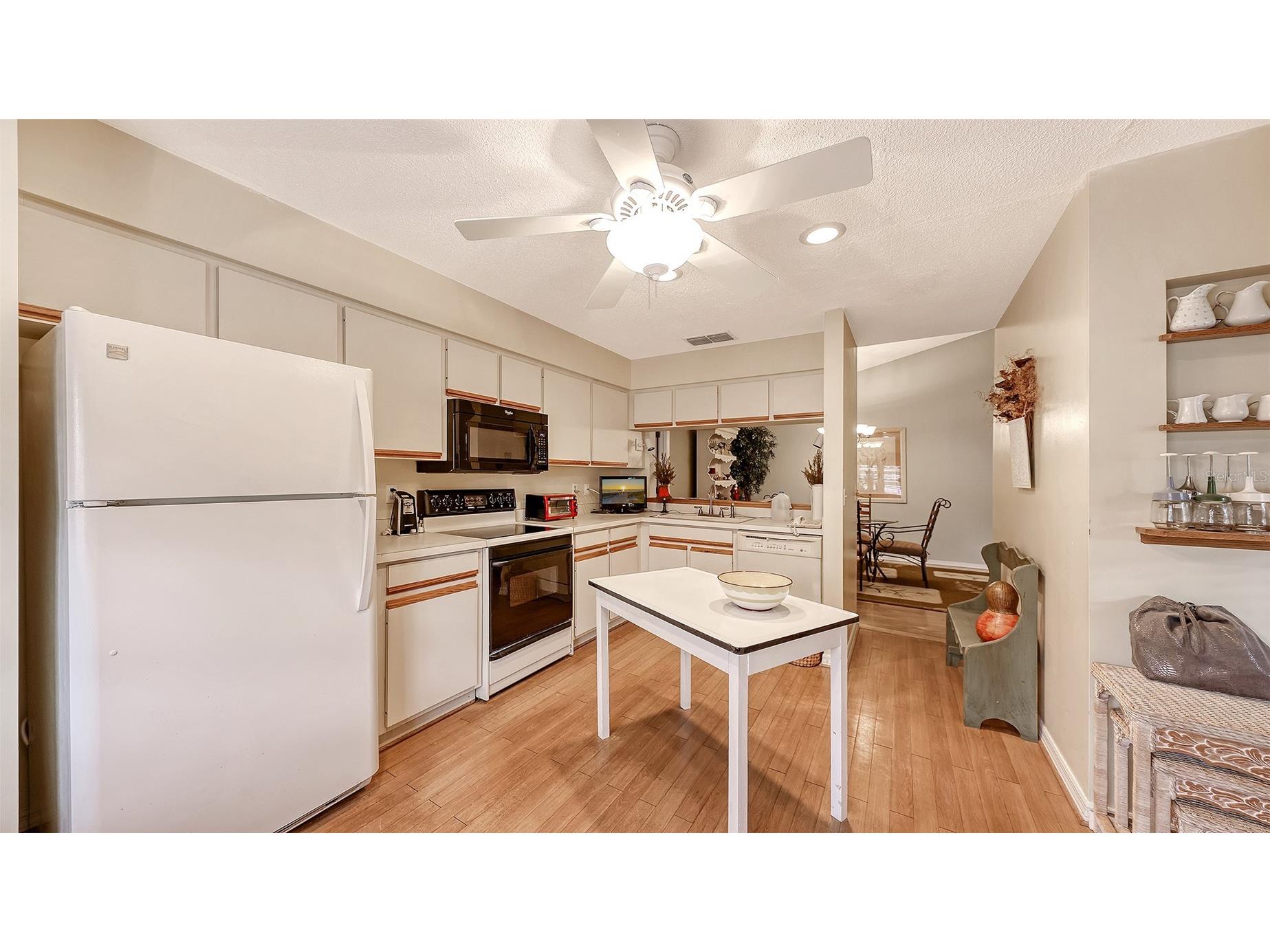 4382 Trails Drive #25-1 Sarasota FL 34232 A4677497 image14