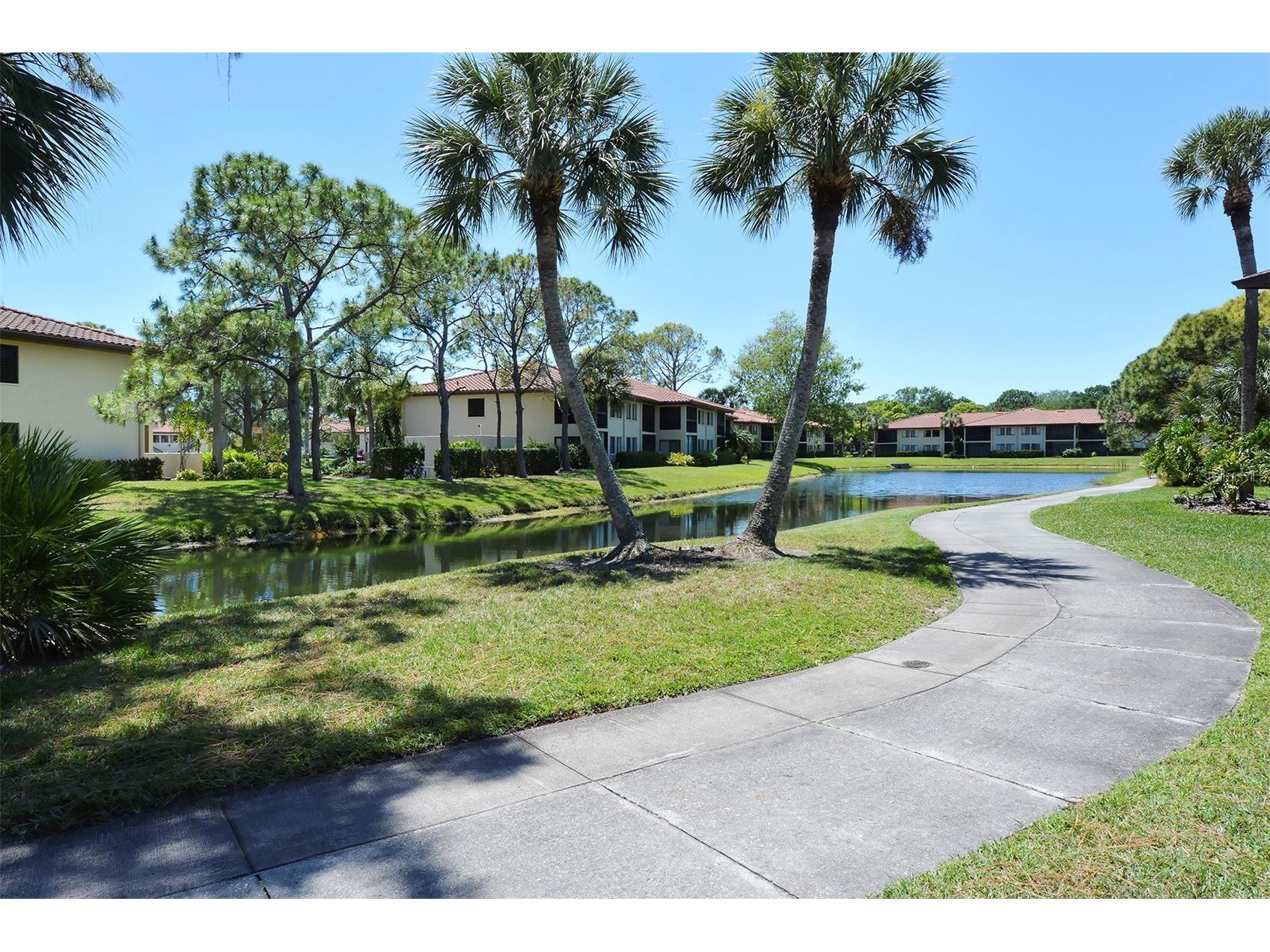 4382 Trails Drive #25-1 Sarasota FL 34232 A4677497 image39