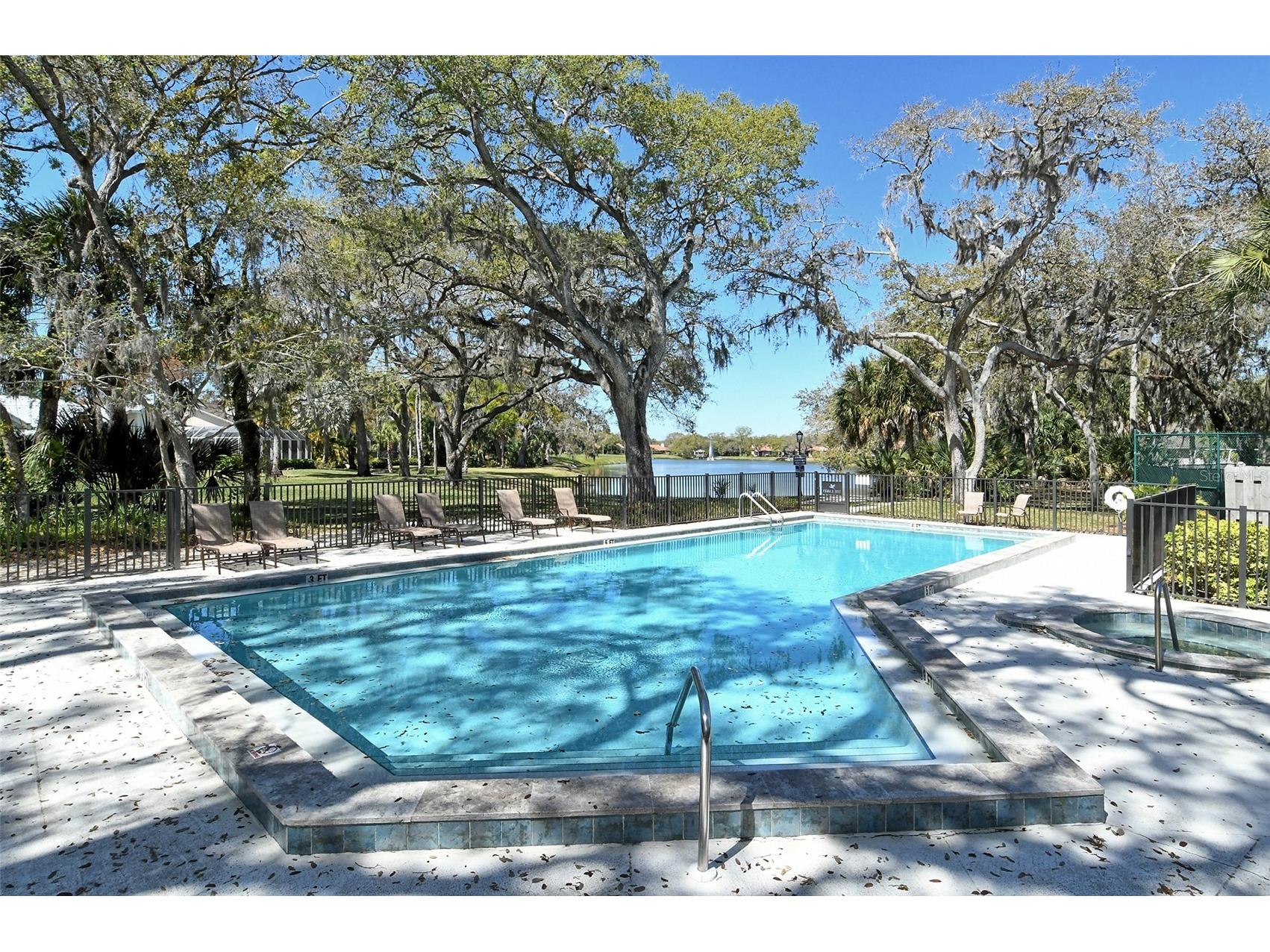 4382 Trails Drive #25-1 Sarasota FL 34232 A4677497 image40