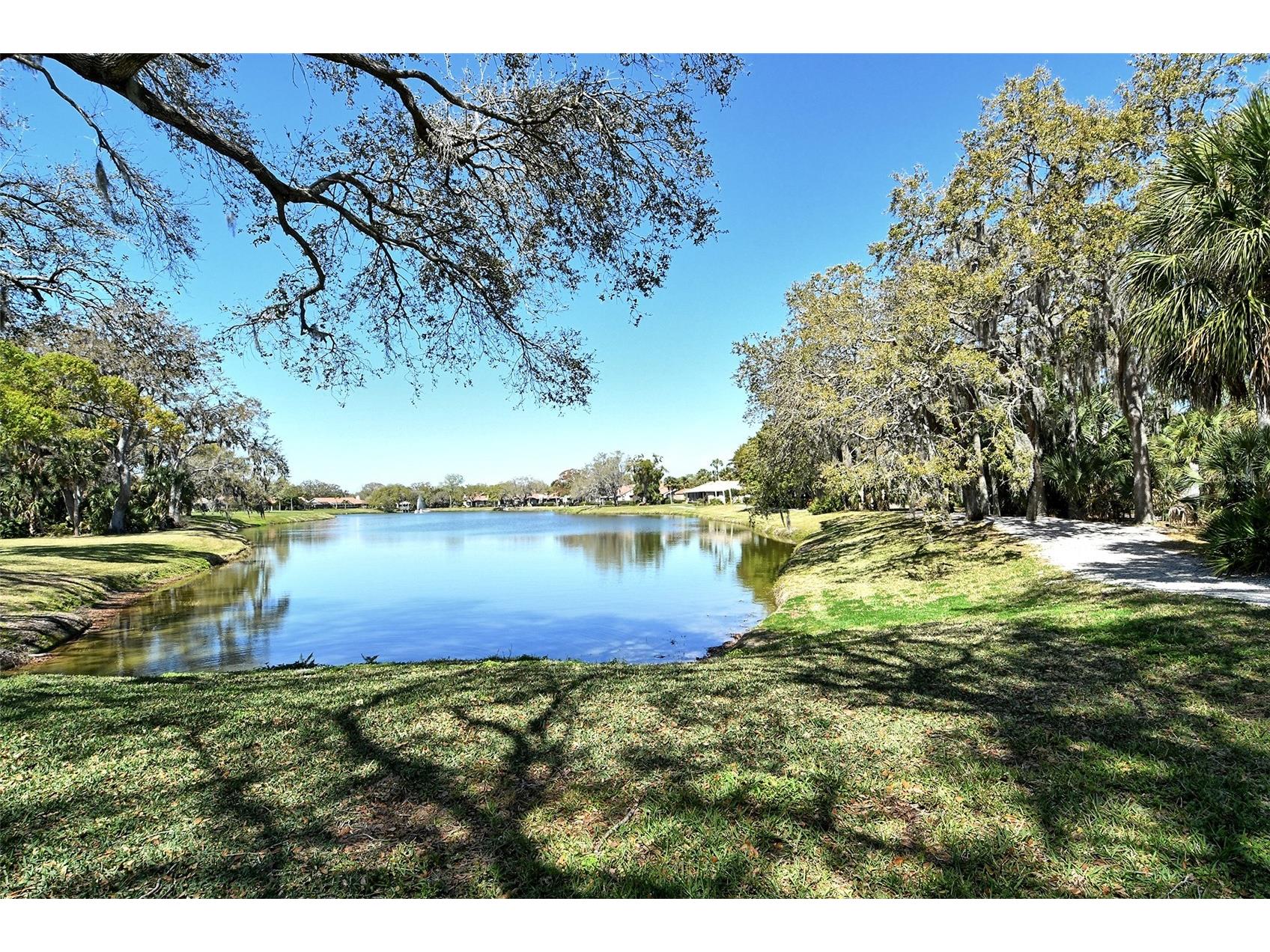 4382 Trails Drive #25-1 Sarasota FL 34232 A4677497 image42