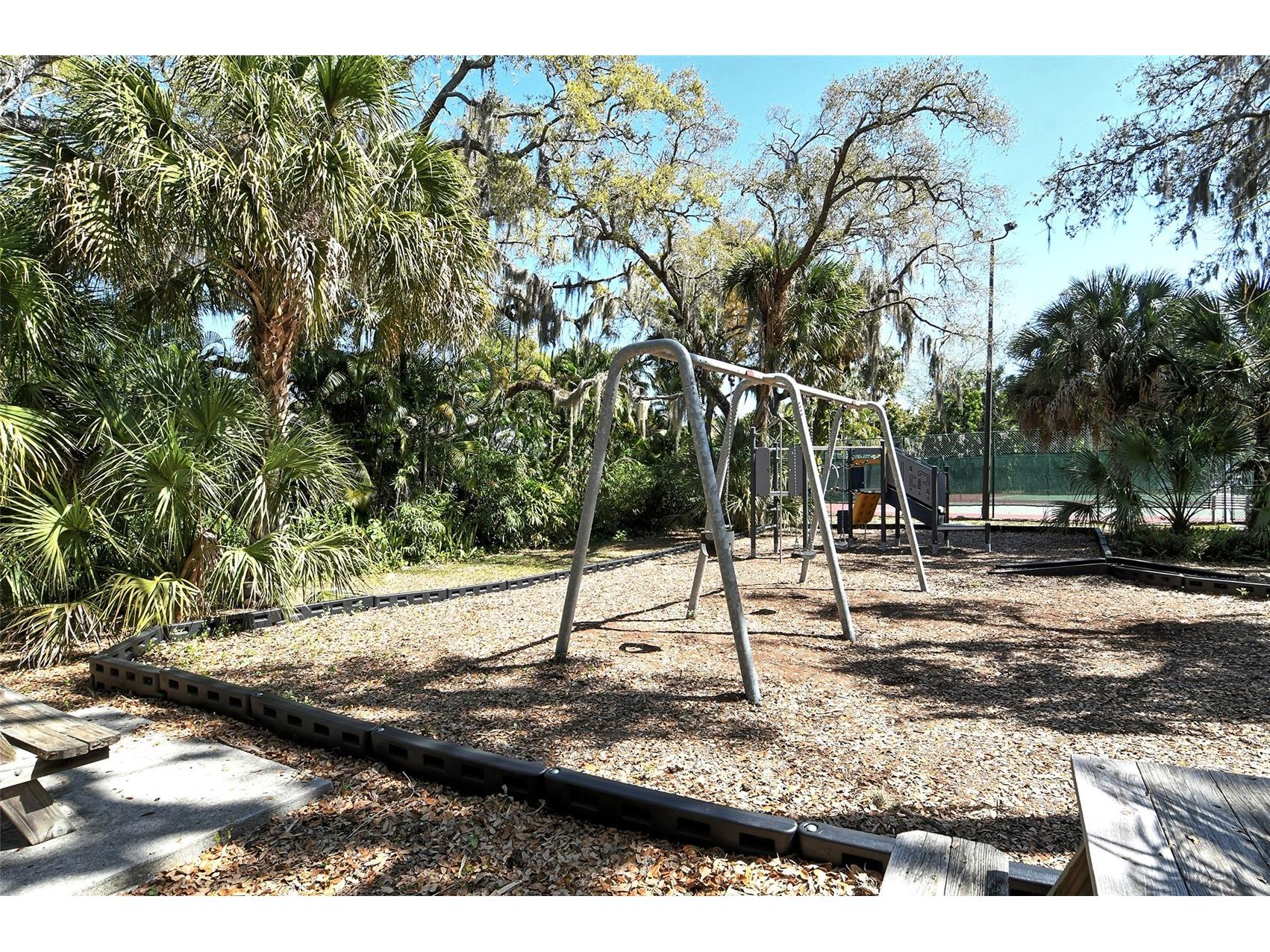 4382 Trails Drive #25-1 Sarasota FL 34232 A4677497 image44