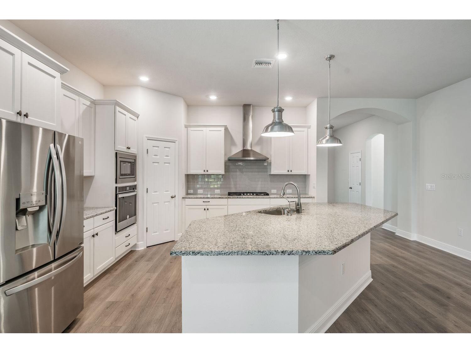4384 Broad Porch Run Land O Lakes FL 34638 W7885704 image3