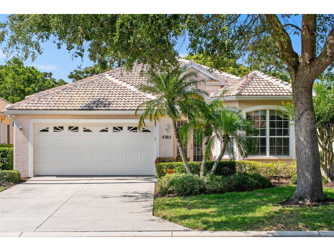 4385 Reflections Parkway Sarasota FL 34233 A4610332 image1