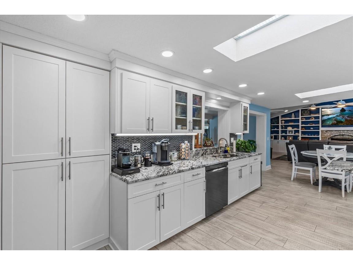 4387 6th Isle Drive Hernando Beach FL 34607 - DIRECT GULF ACCESS W7875729 image19