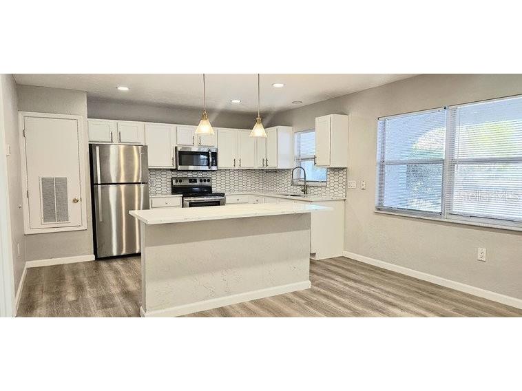 4387 Jackson Street #J-E Port Charlotte FL 33980 C7519127 image6