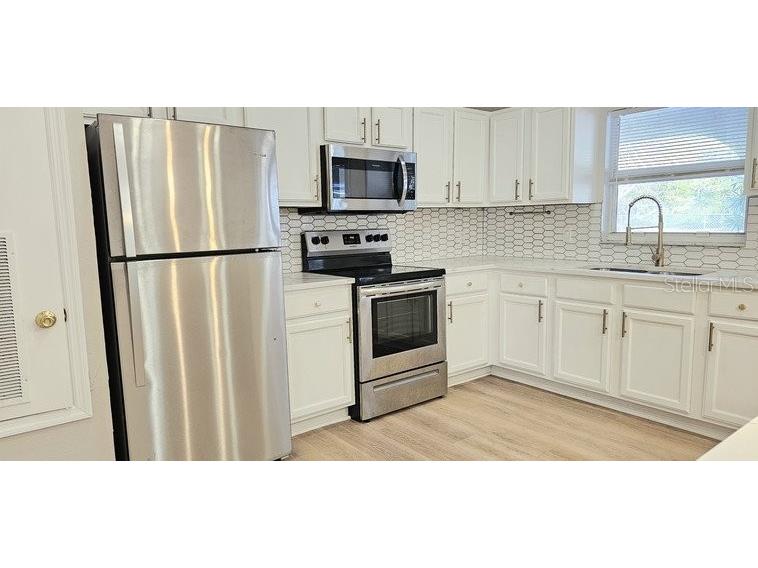 4387 Jackson Street #J-E Port Charlotte FL 33980 C7519127 image7