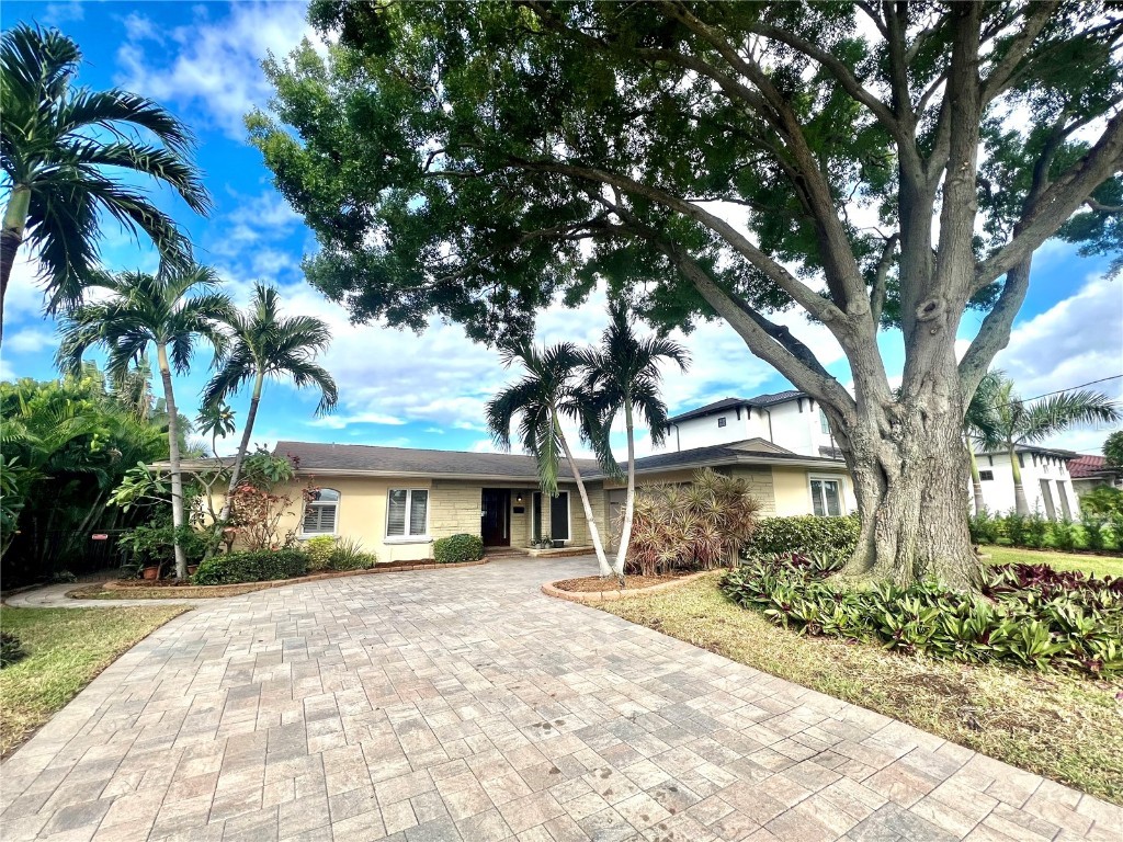 4388 13th Way NE Saint Petersburg FL 33703 - PLACIDO BAYOU U8217589 image1