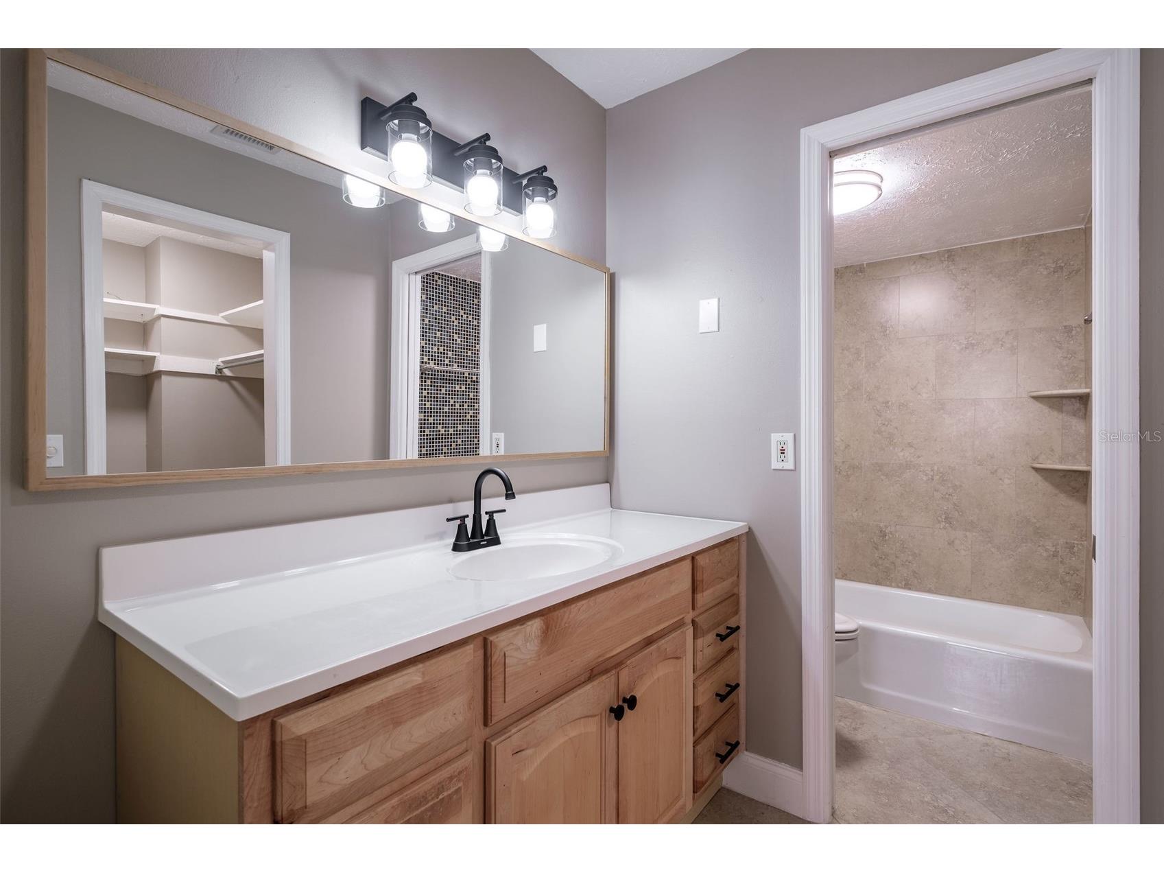 4388 Lake Underhill Road #21C2 Orlando FL 32803 O6386210 image11