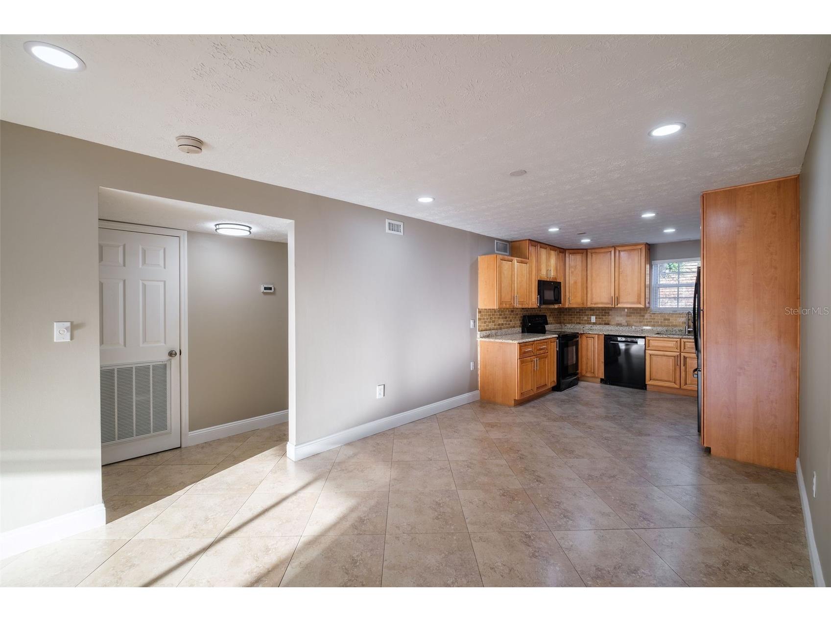 4388 Lake Underhill Road #21C2 Orlando FL 32803 O6386210 image9