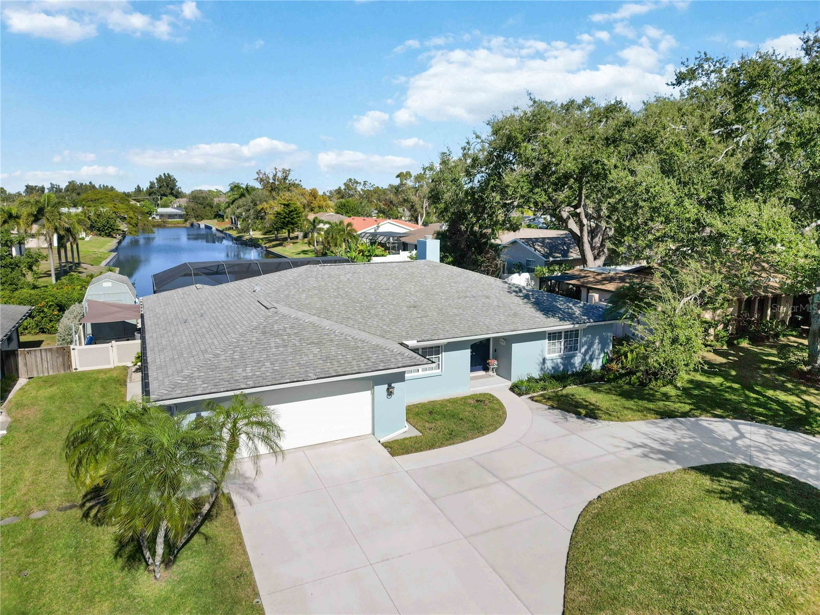 4388 Pasadena Circle Sarasota FL 34233 A4678385 image1