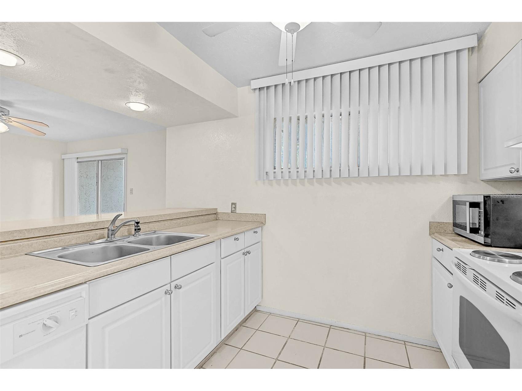 4388 Rayfield Drive #4388 Sarasota FL 34243 A4676174 image11