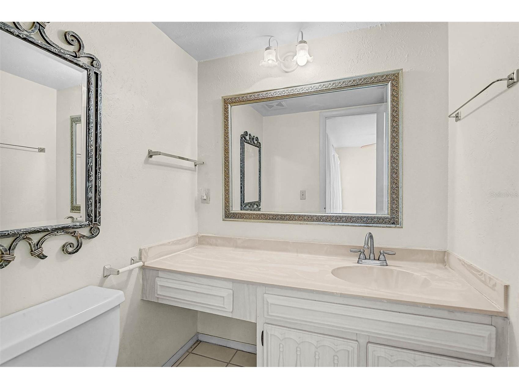 4388 Rayfield Drive #4388 Sarasota FL 34243 A4676174 image15