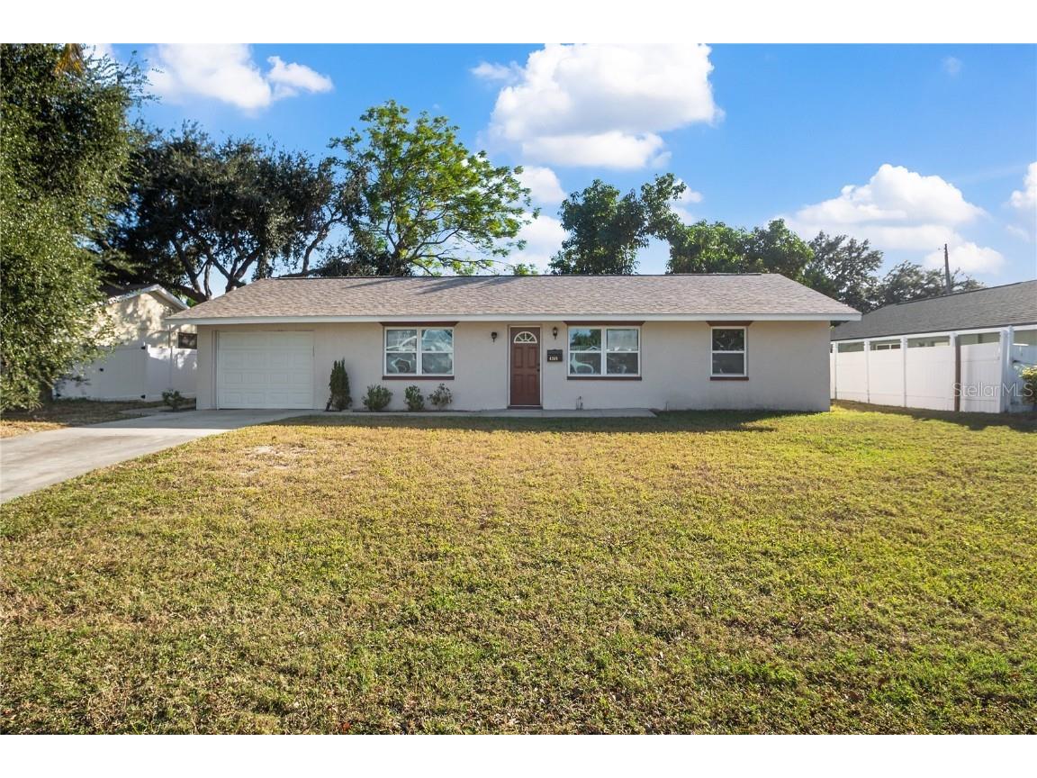 4389 Trout Drive SE Saint Petersburg FL 33705 TB8453825 image1