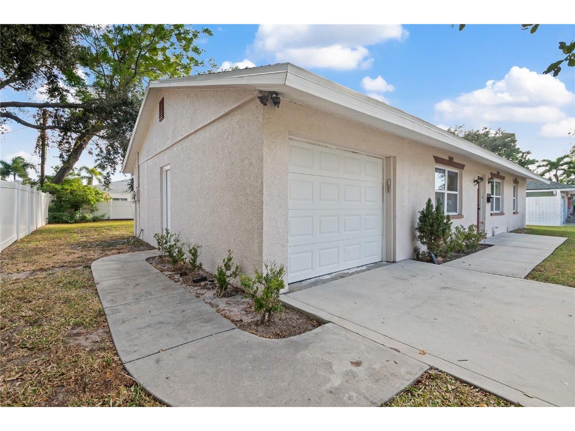 4389 Trout Drive SE Saint Petersburg FL 33705 TB8453825 image8