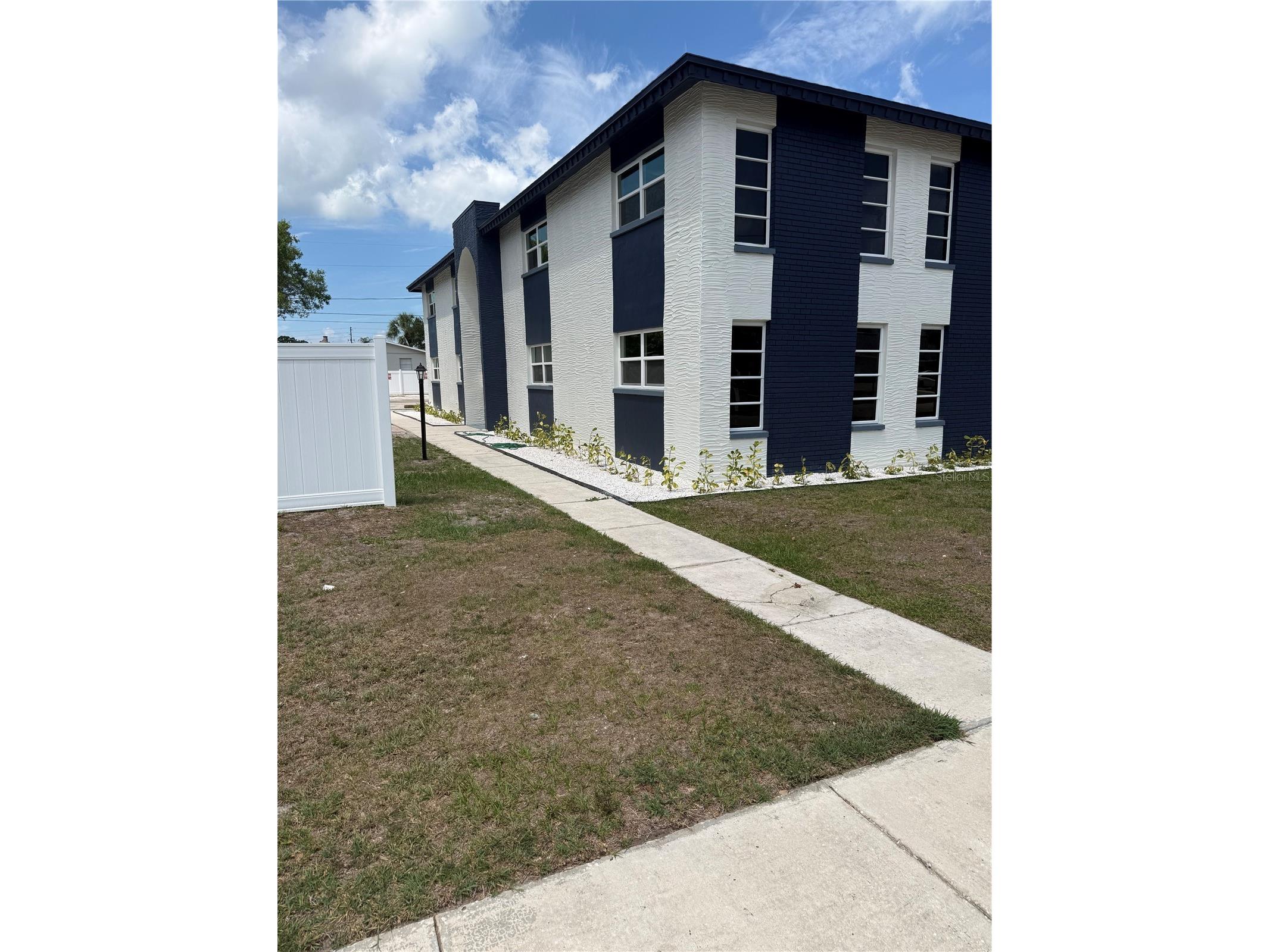 439 76th Avenue N Saint Petersburg FL 33702 TB8506787 image1