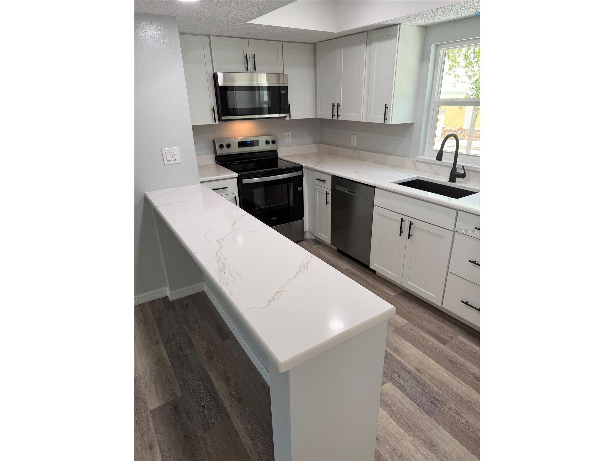 439 76th Avenue N Saint Petersburg FL 33702 TB8506787 image3