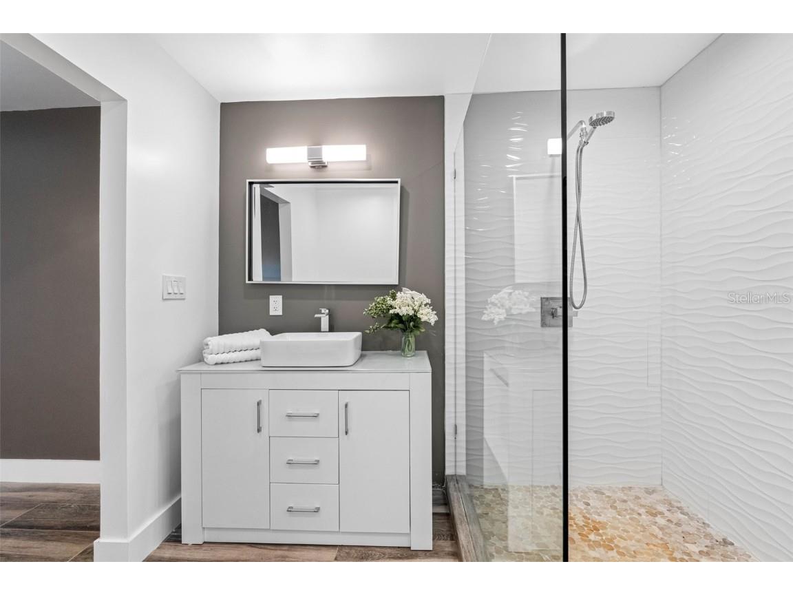 439 Capri Way NE Saint Petersburg FL 33704 TB8426019 image17