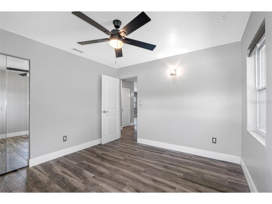 439 Capri Way NE Saint Petersburg FL 33704 TB8426019 image20