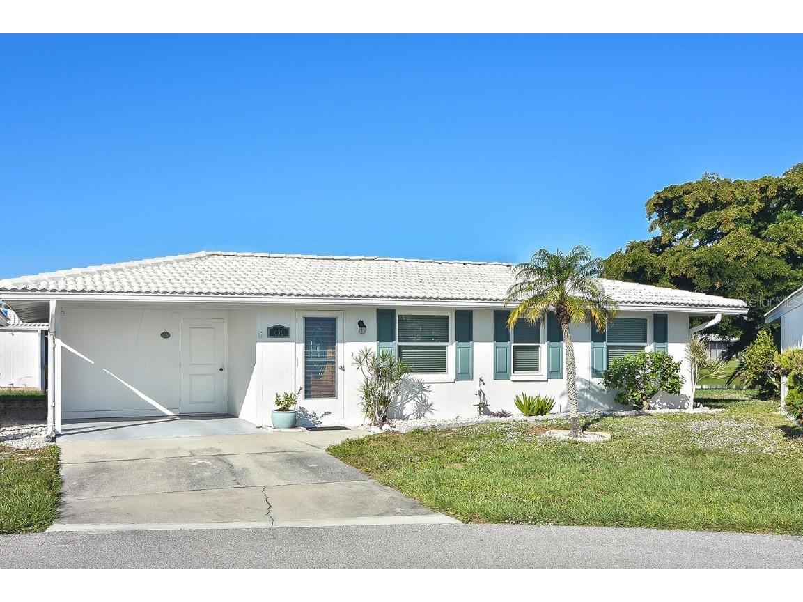 439 Circlewood Drive #M-5 Venice FL 34293 N6124807 image1