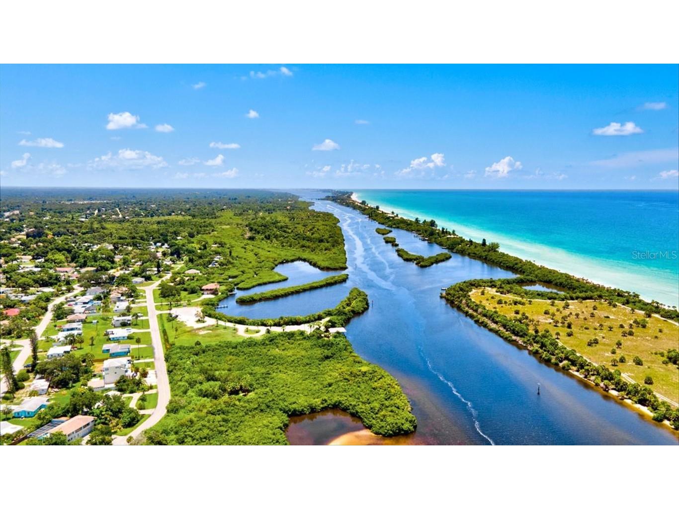 439 Lake Of The Woods Drive Venice FL 34293 A4672625 image71