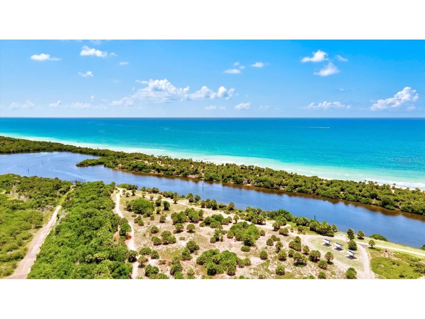 439 Lake Of The Woods Drive Venice FL 34293 A4672625 image72