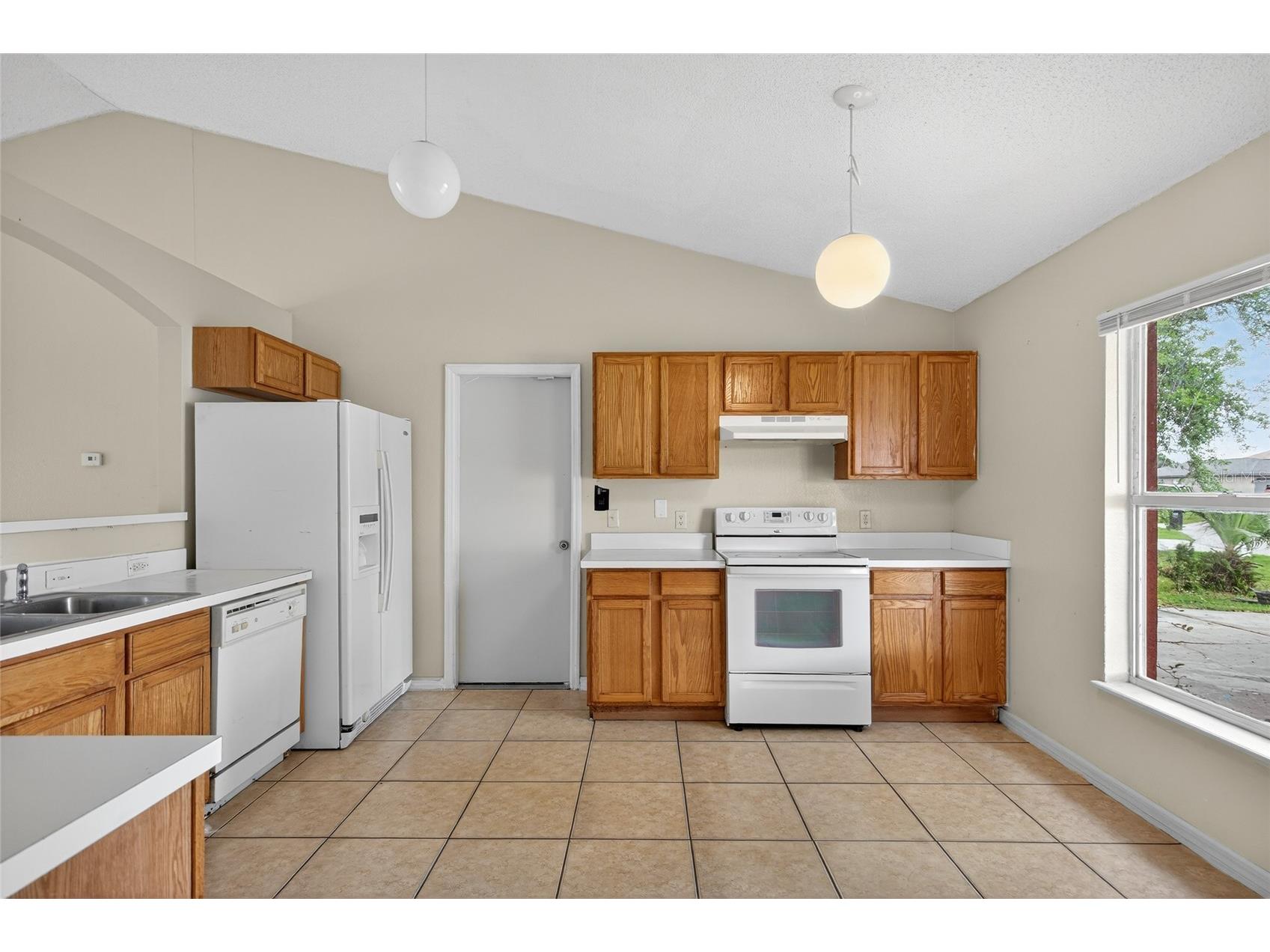439 Magpie Court Kissimmee FL 34759 TB8493960 image4