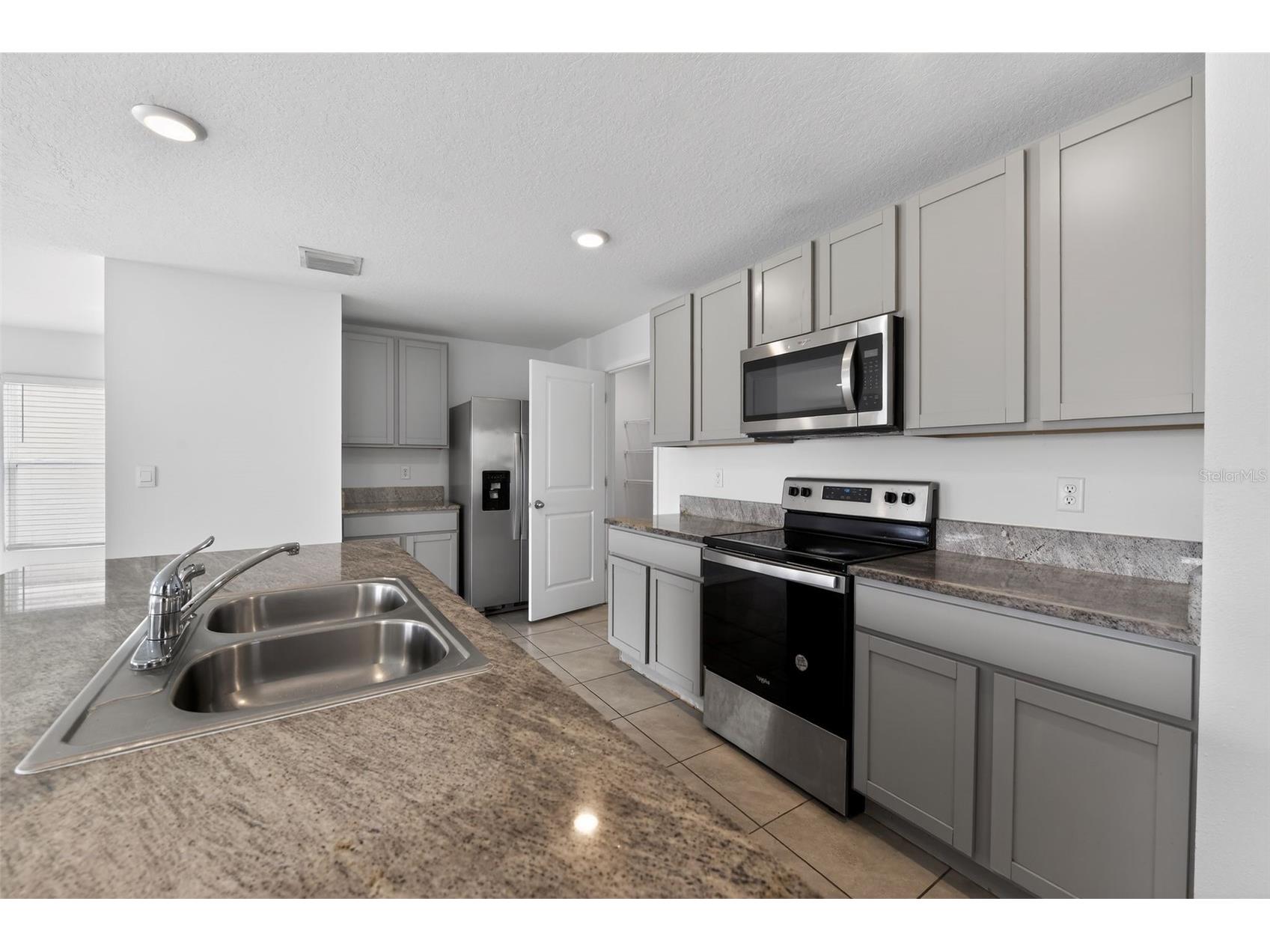 439 Sunlit Coral Street Ruskin FL 33570 O6391603 image3