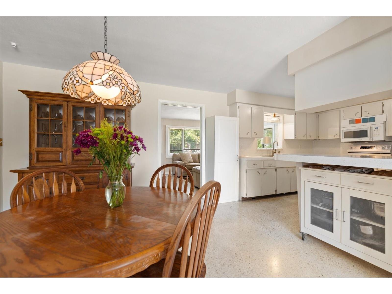 4390 20th Avenue N Saint Petersburg FL 33713 TB8518412 image10