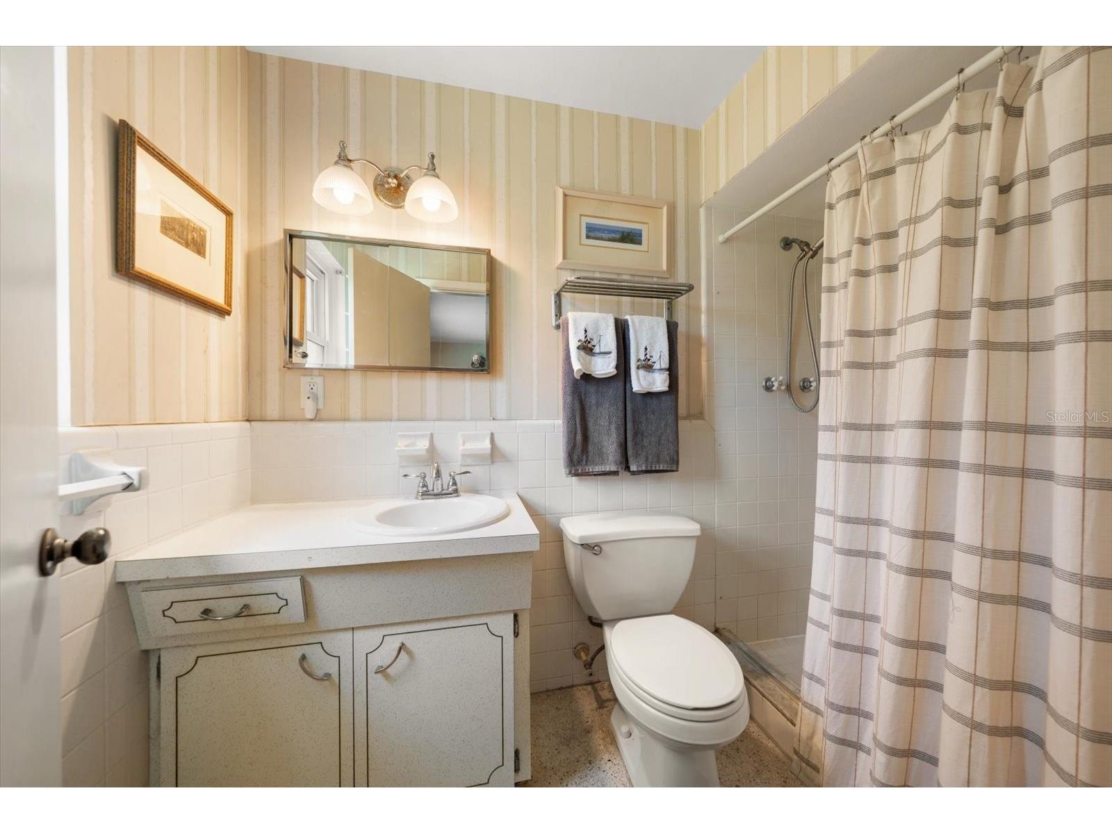 4390 20th Avenue N Saint Petersburg FL 33713 TB8518412 image18