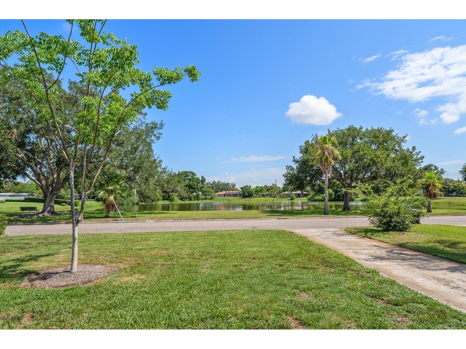 4390 20th Avenue N Saint Petersburg FL 33713 TB8518412 image2
