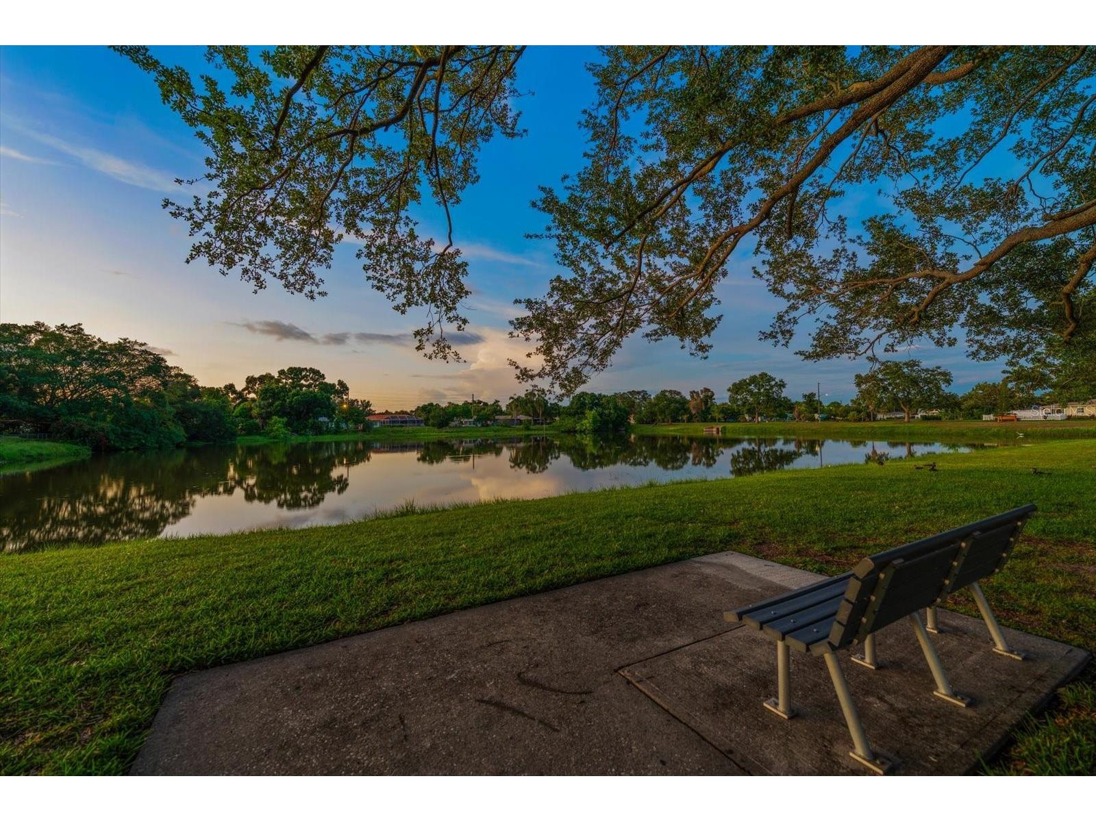 4390 20th Avenue N Saint Petersburg FL 33713 TB8518412 image4