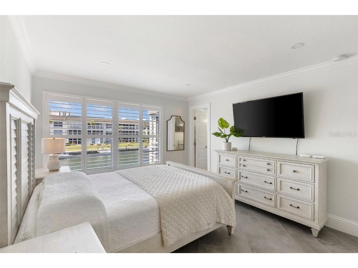 4390 Exeter Drive #206 Longboat Key FL 34228 - SARASOTA BAY A4670032 image18