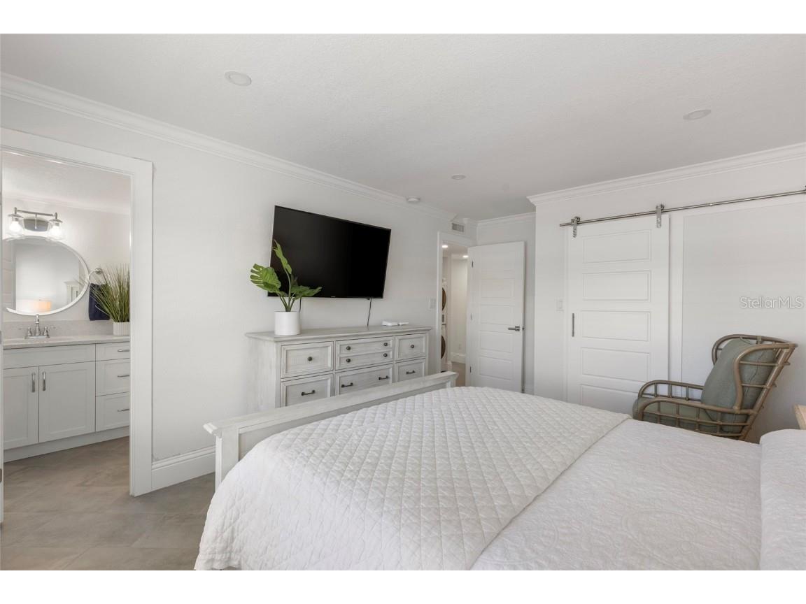 4390 Exeter Drive #206 Longboat Key FL 34228 - SARASOTA BAY A4670032 image19