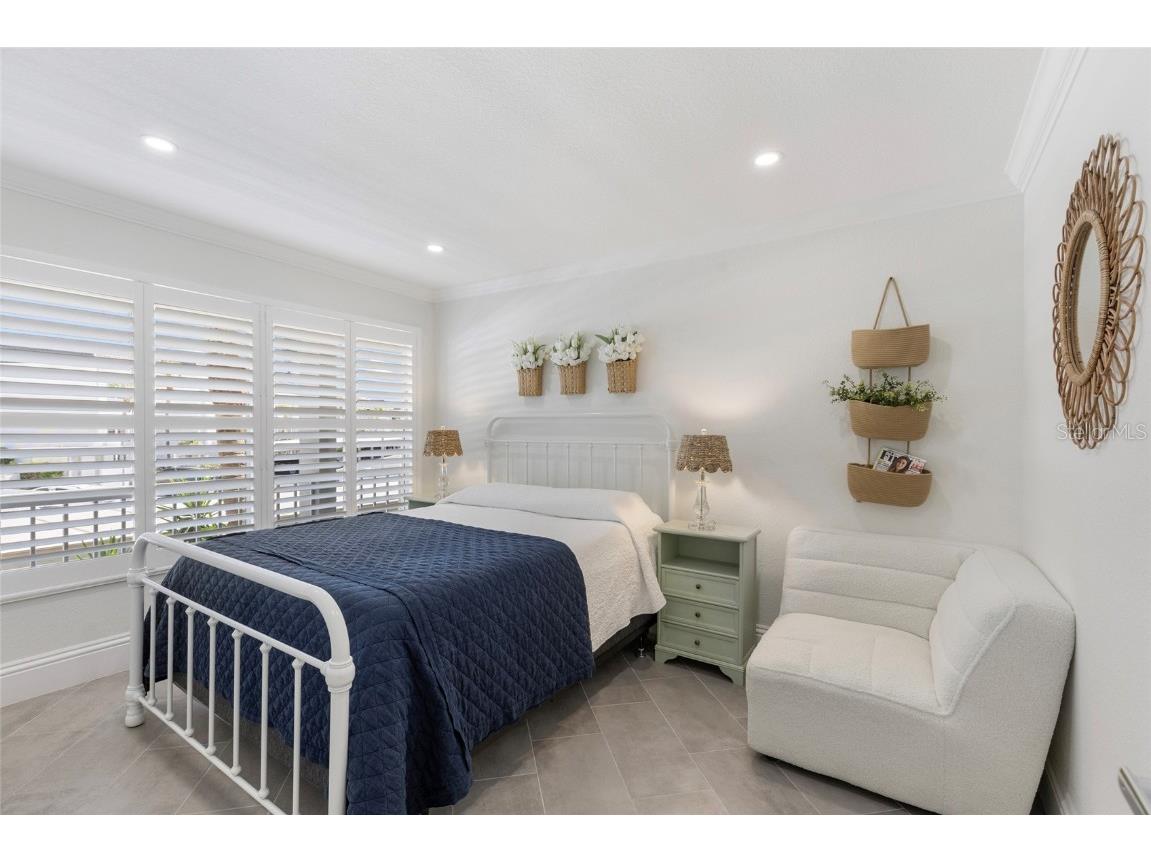 4390 Exeter Drive #206 Longboat Key FL 34228 - SARASOTA BAY A4670032 image21