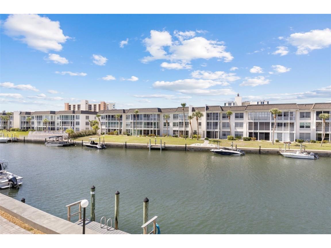 4390 Exeter Drive #206 Longboat Key FL 34228 - SARASOTA BAY A4670032 image33